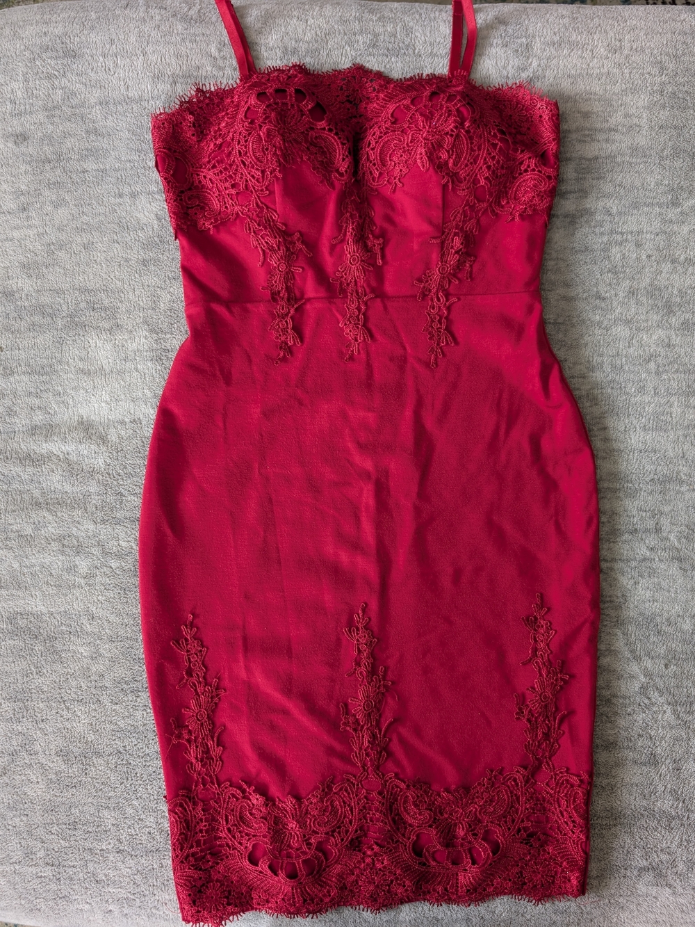 Haute Monde Red Lace-Trim Spaghetti Strap Bodycon Mini Dress
